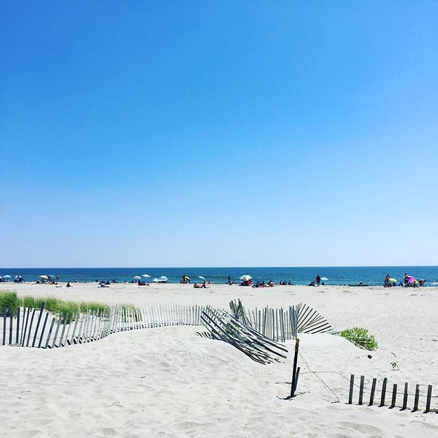The Hamptons for the poor or the best city beach? #forttildenbeach